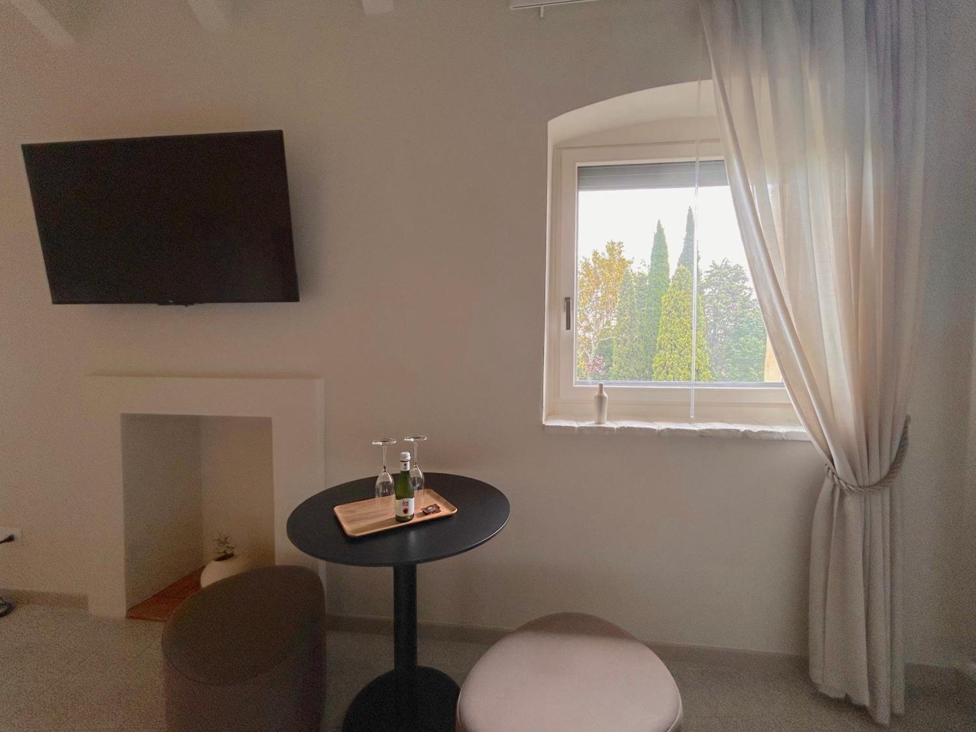 The Lake Suites Com - Luxury Stay In Lazise Eksteriør billede