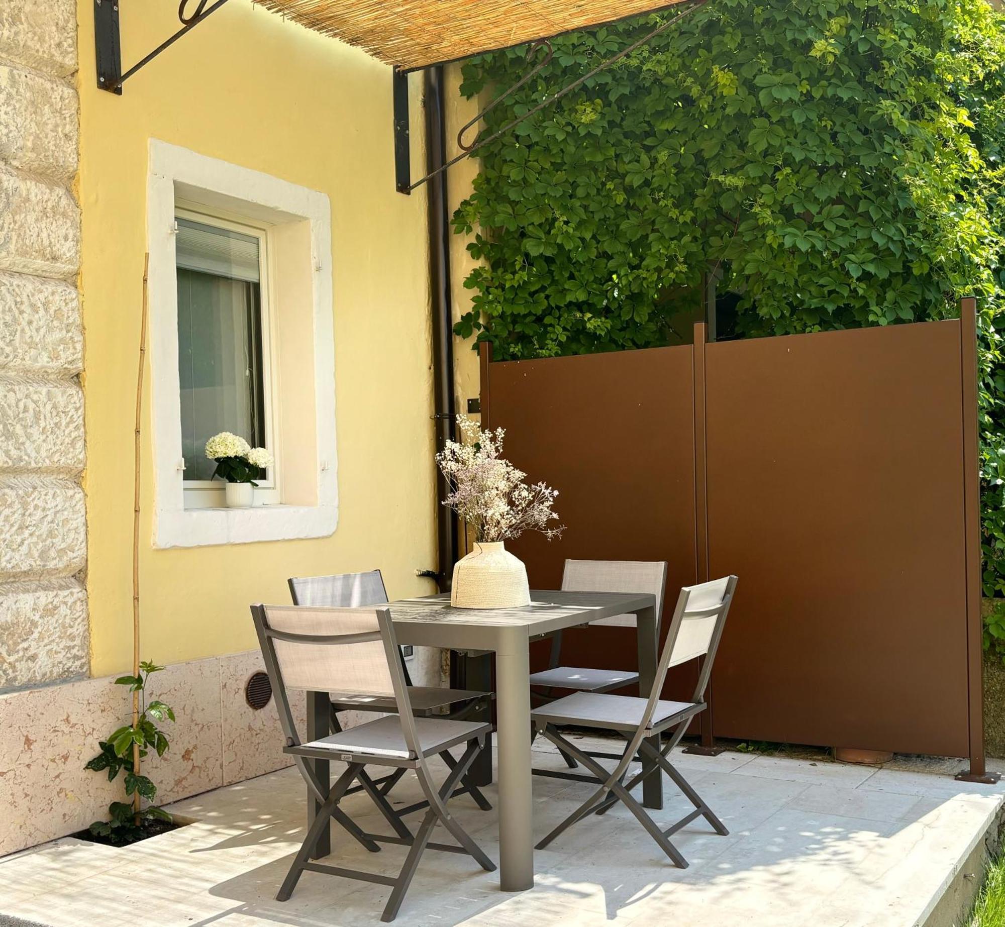 The Lake Suites Com - Luxury Stay In Lazise Eksteriør billede