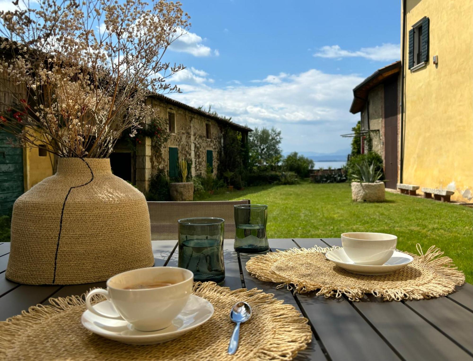 The Lake Suites Com - Luxury Stay In Lazise Eksteriør billede